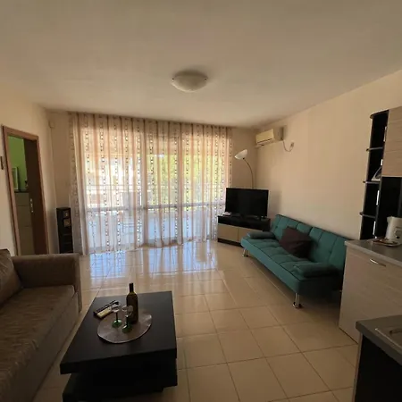 Appartement Sunny View Retreat At Sunny Cozy With Sunlit Balcony Slantchev Briag
