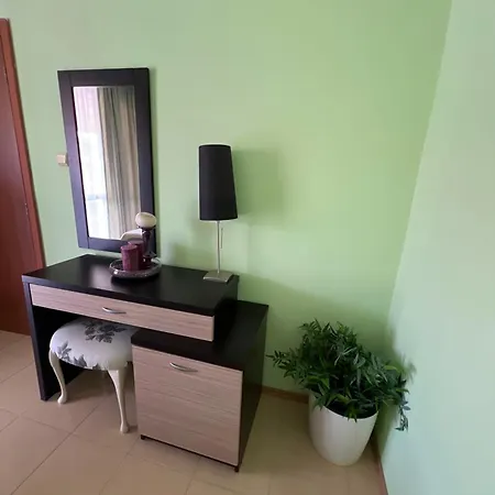 Sunny View Retreat At Sunny Cozy With Sunlit Balcony Appartement *