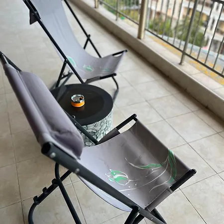 Appartement Sunny View Retreat At Sunny Cozy With Sunlit Balcony *