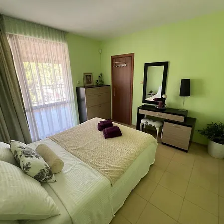 Appartement Sunny View Retreat At Sunny Cozy With Sunlit Balcony Slantchev Briag