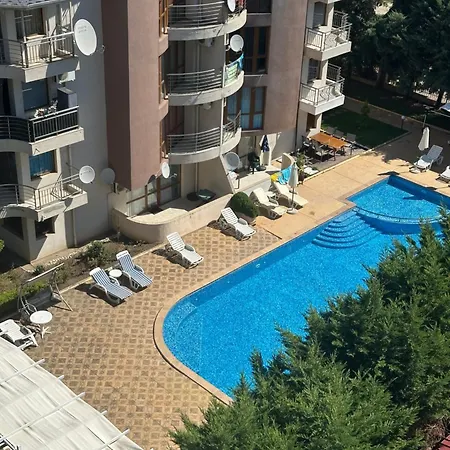 Sunny View Retreat At Sunny Cozy With Sunlit Balcony Сонячний Берег